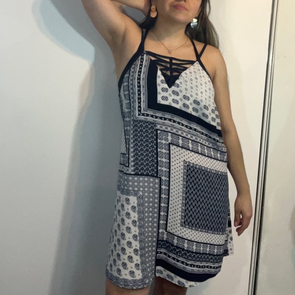 JEALOUS TOMATE DRESS COLOR BLUE/WHITE SIZE L - Picture 9 of 13